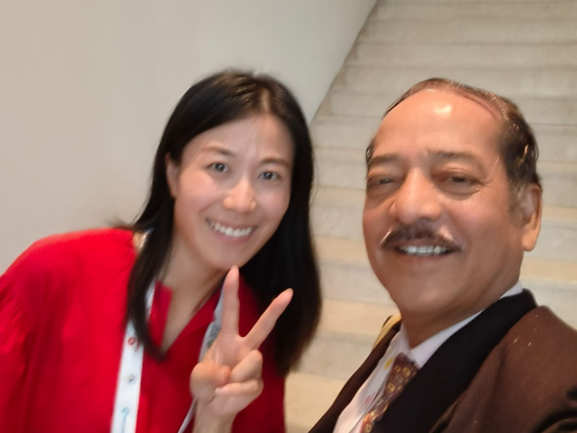 Mr Dipak Patil, Director – Harshdip Global Exim Pvt. Ltd., Baramati Pune, business meeting with foreign traders